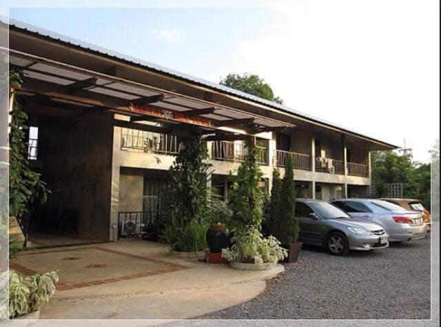 Resort Baan Suan Ramita 3*