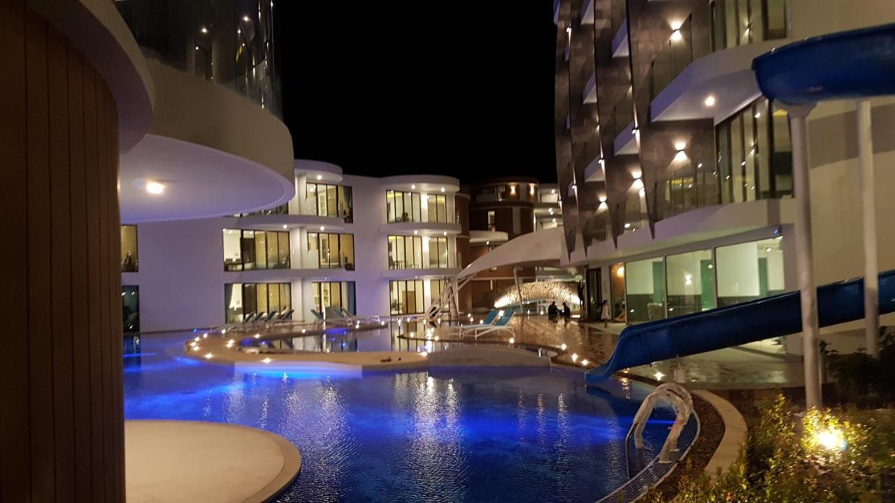 Aparthotel Lets Twin Sands & Spa-sha Extra