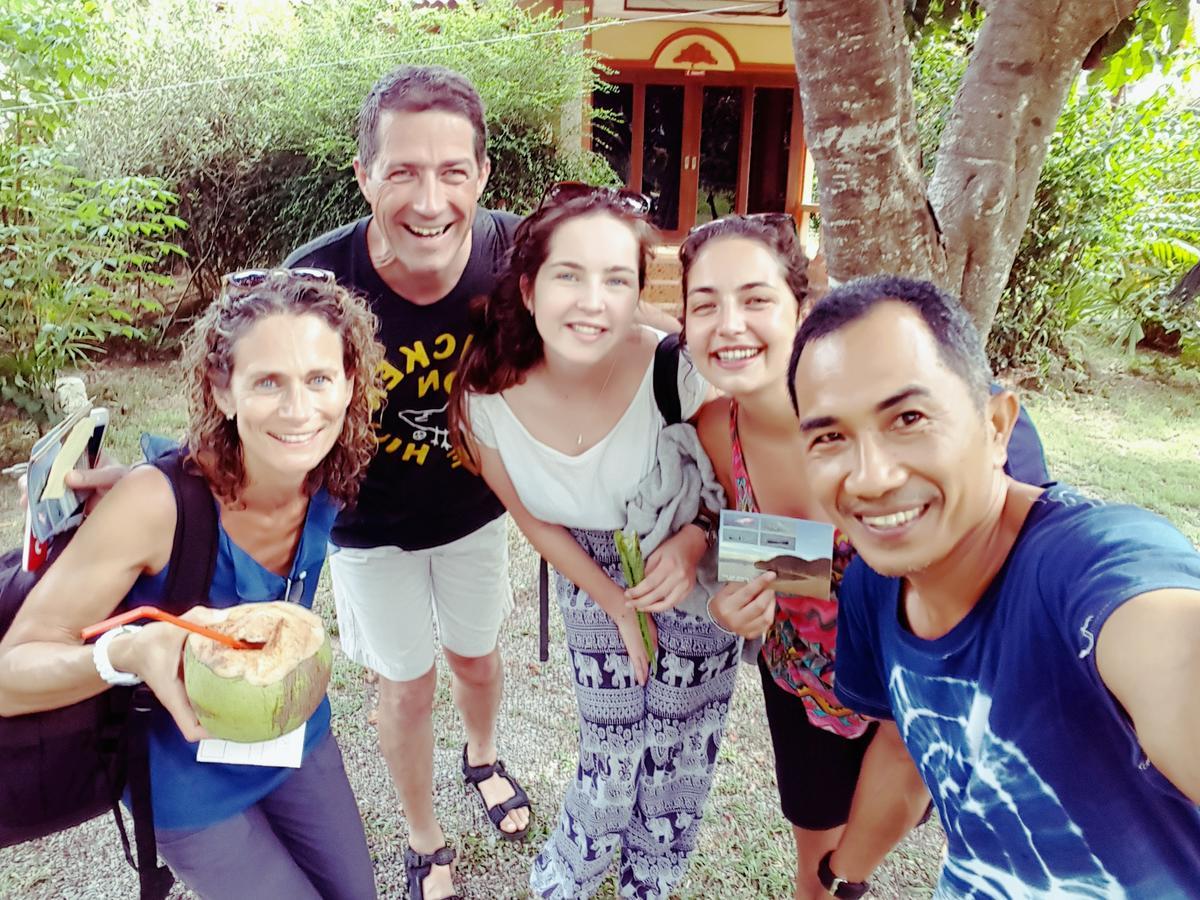 Guest house Happy Khanom