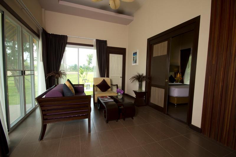Hotel Lakeside By Mida Kanchanaburi