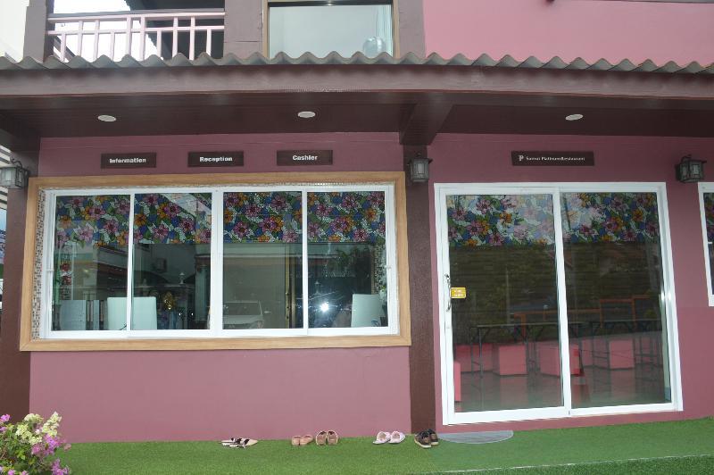 Oyo 927 Samui Platinum Hotel