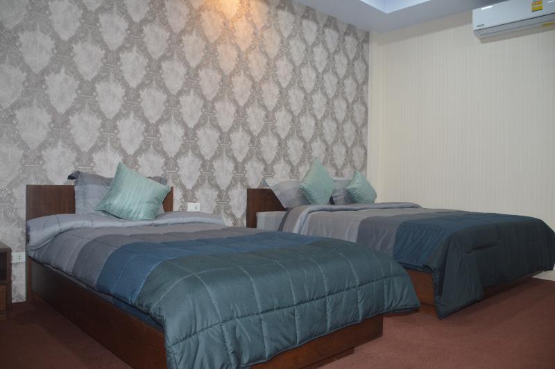 Oyo 927 Samui Platinum Hotel
