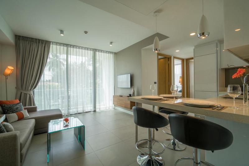 Aparthotel Oceanstone By Holy Cow, 2-br, 90 M2, Pool View 4*
