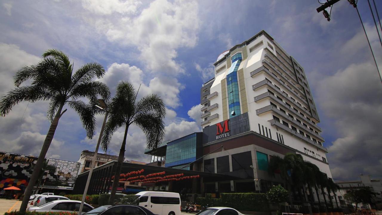M Danok Hotel Sadao