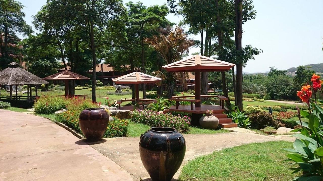 Arayana Phupimarn & Hotel 3*