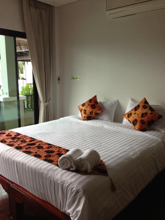 Naraya Riverside Hotel Surat Thani