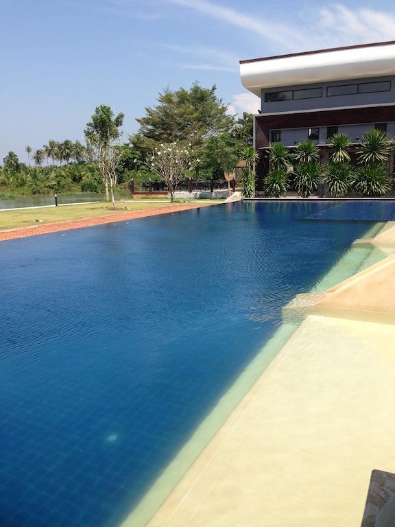 Naraya Riverside