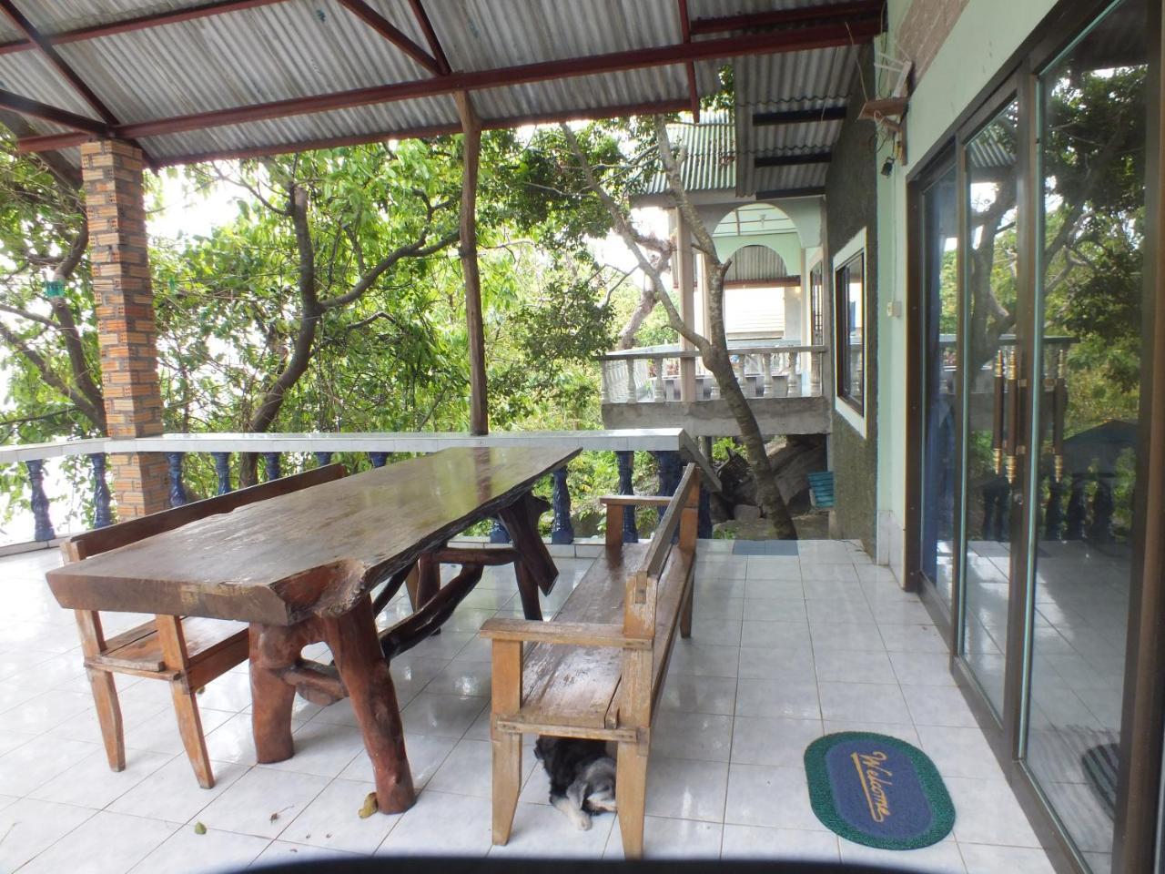 Queen Resort Koh Tao Guest house 2*