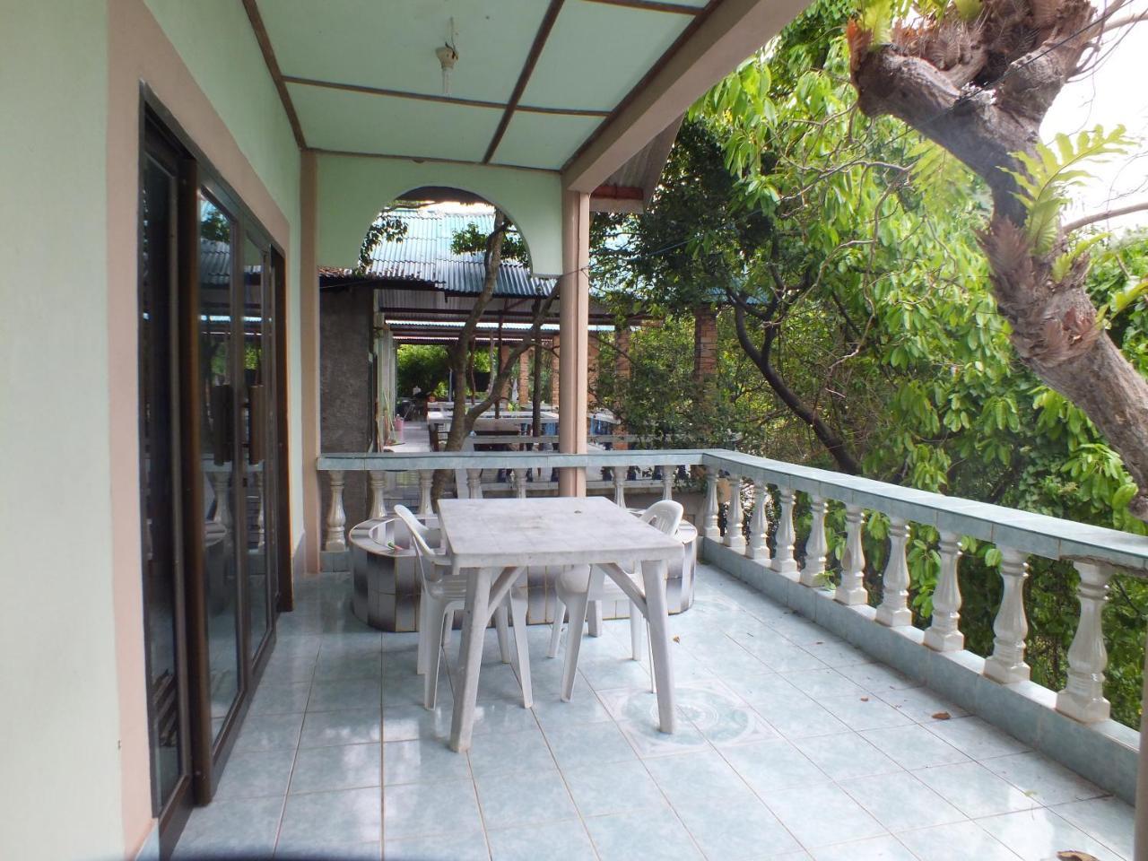 Queen Resort Koh Tao Guest house 2*