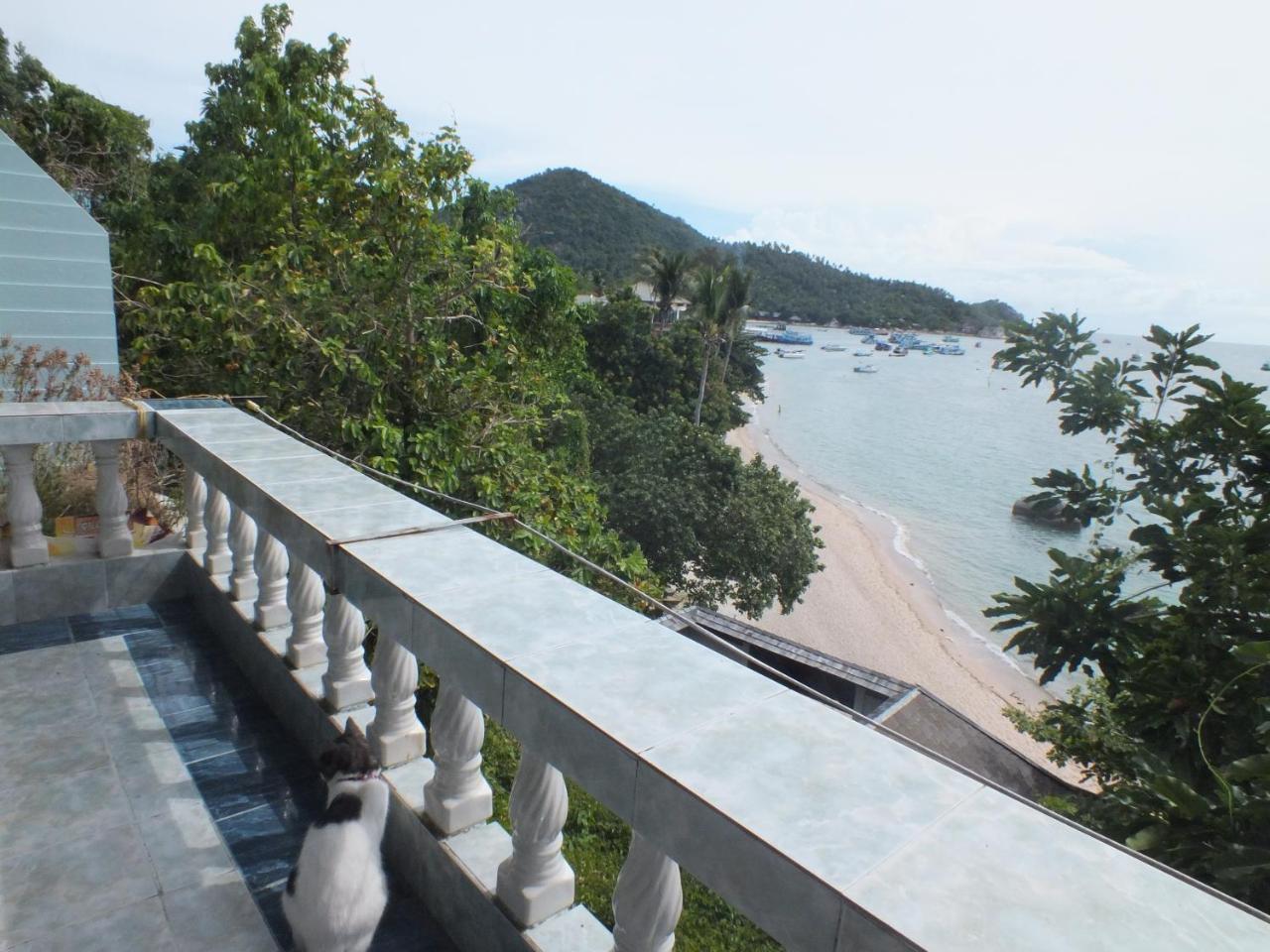Queen Resort Koh Tao 2*