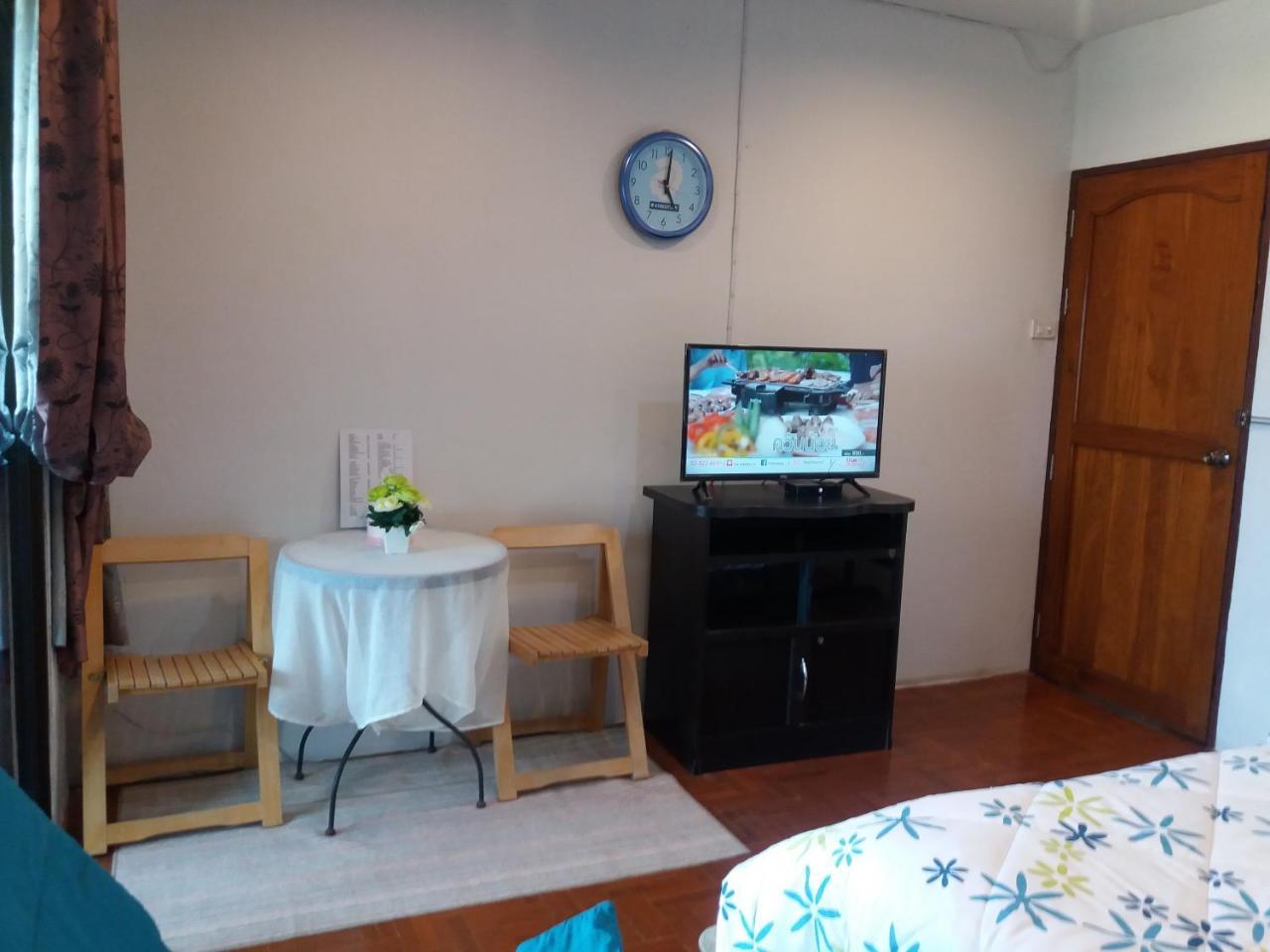Bacchus 304 Bed & Breakfast