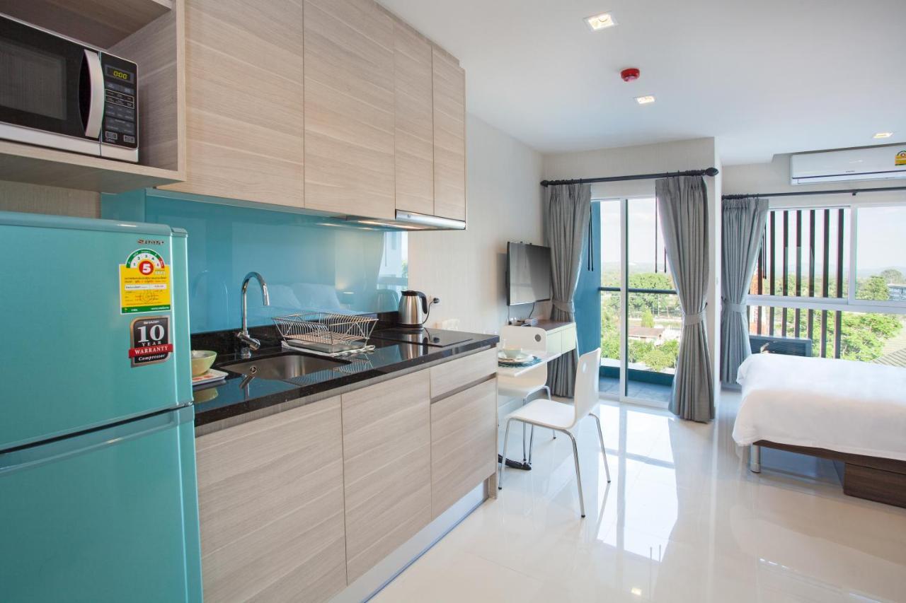 Long Apartment *