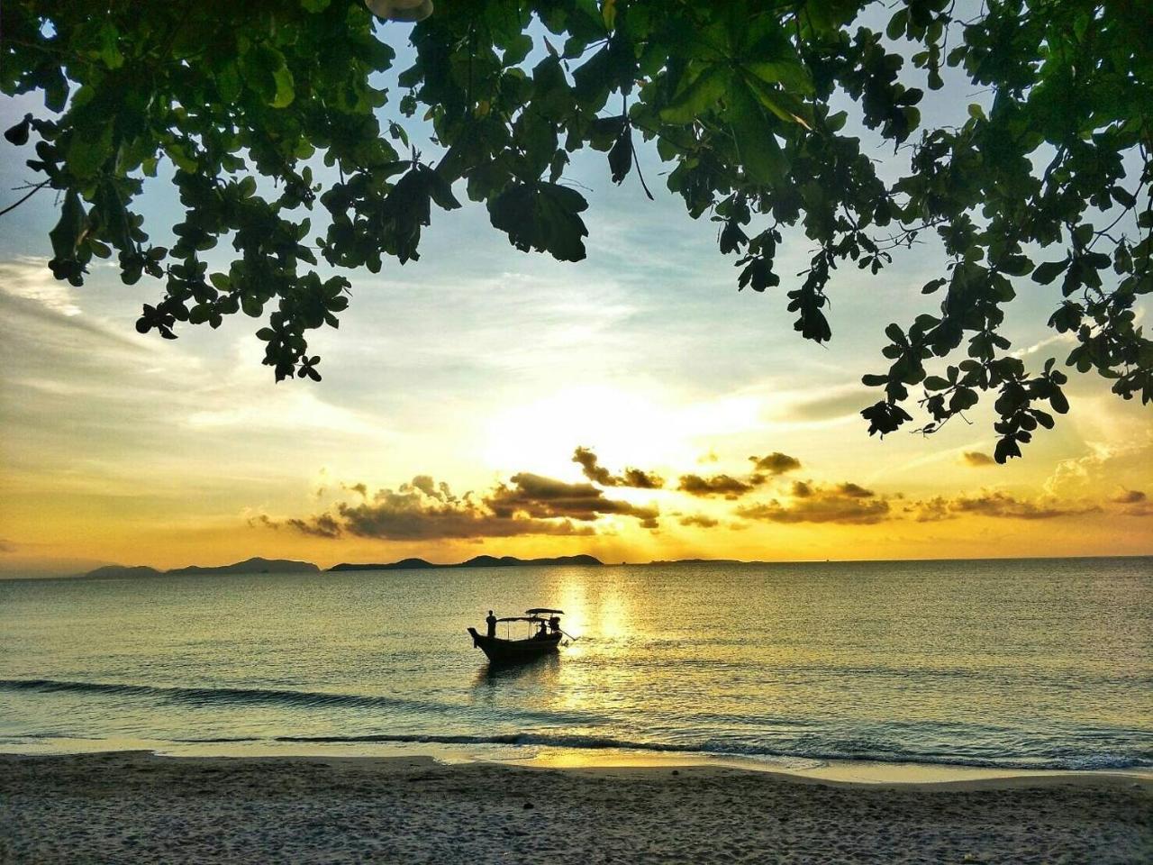 Resort Klang Aow Seafood & Khanom
