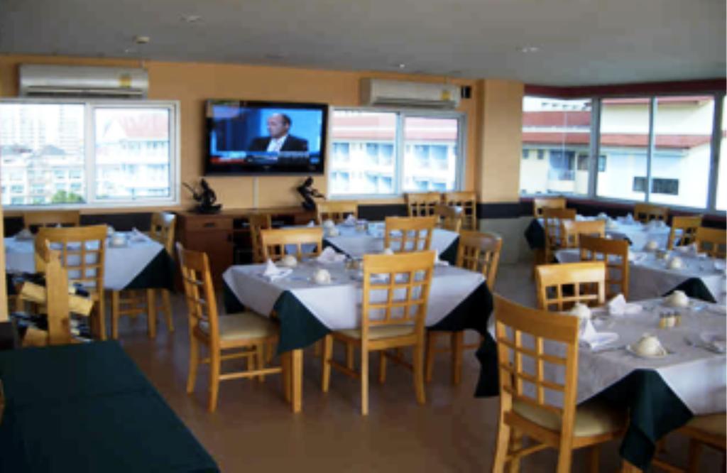 Bay Hotel
