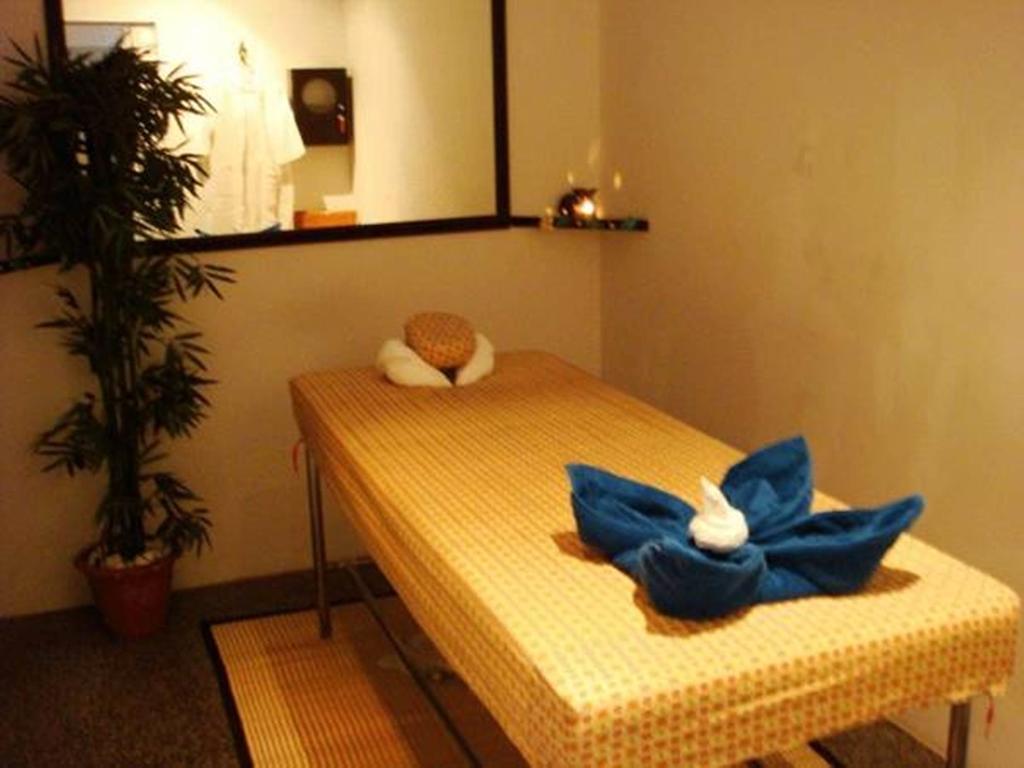 Regent Silom 3*