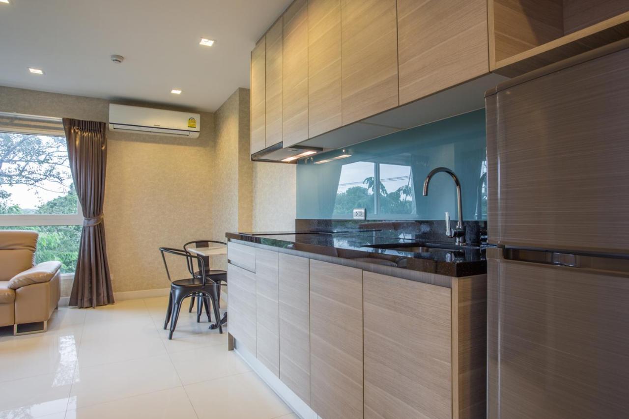 Apartment Long *