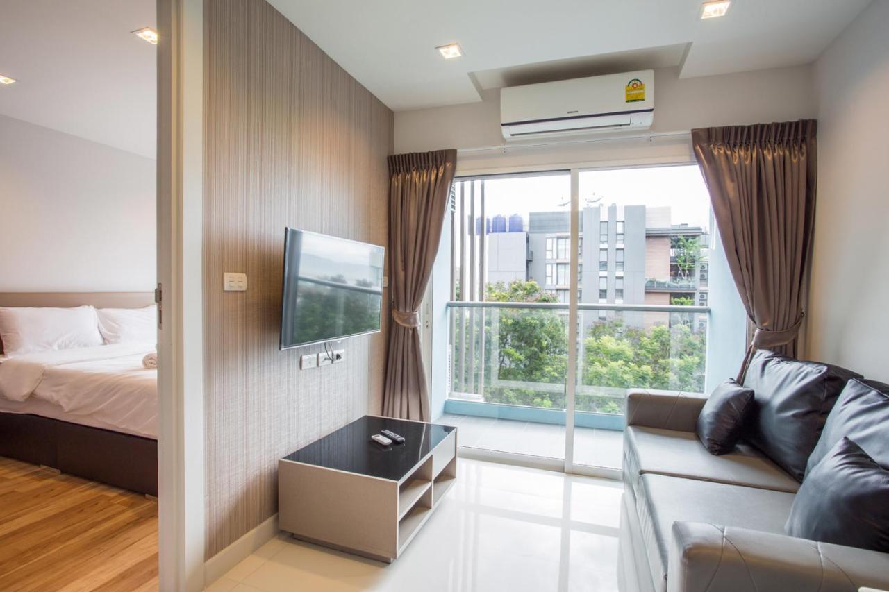 Long Apartment *