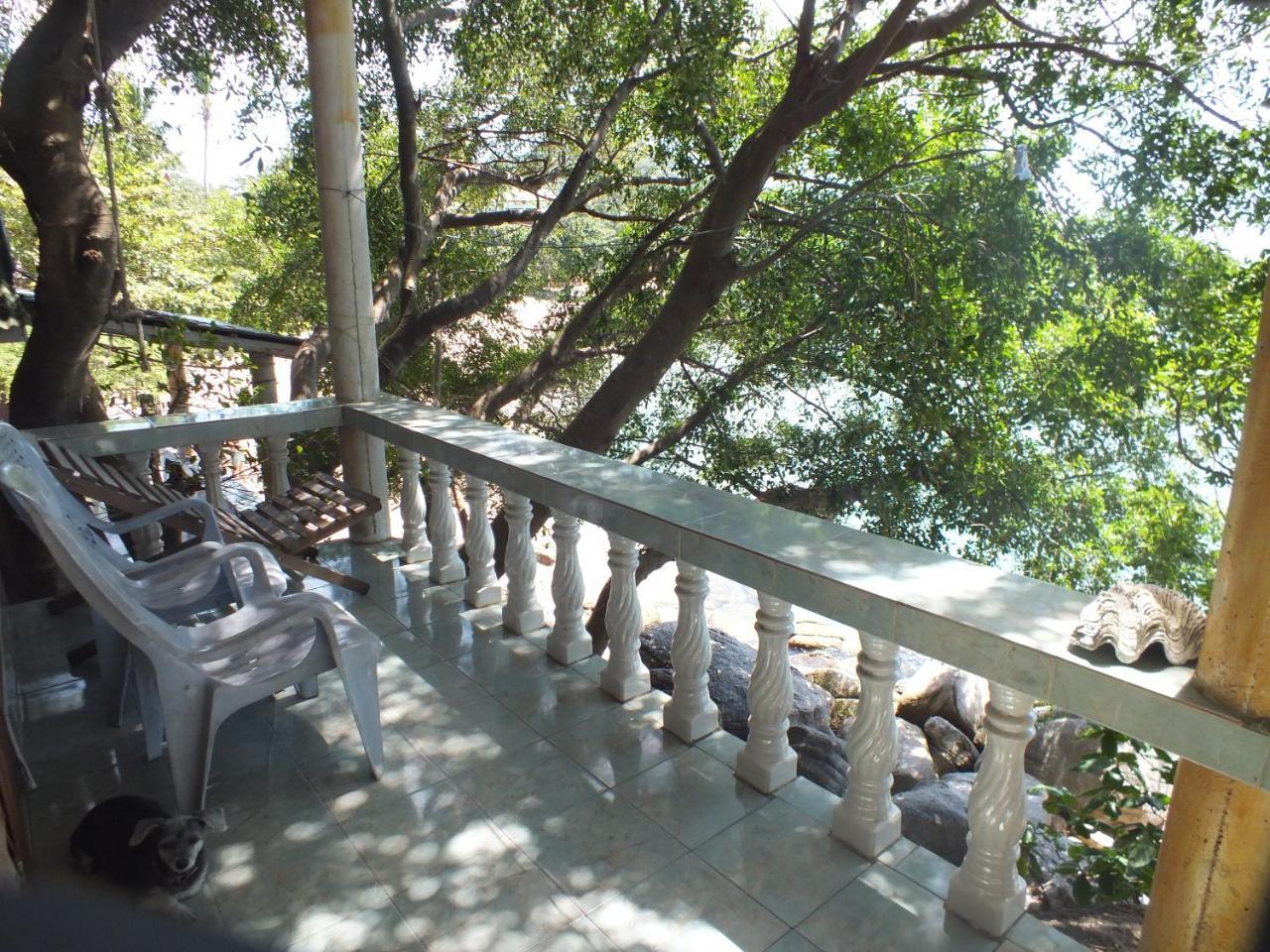 Guest house Queen Resort Koh Tao 2*