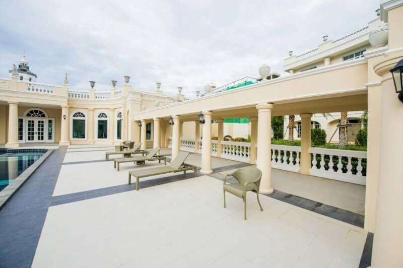 Kensington Garden Khaoyai Resort