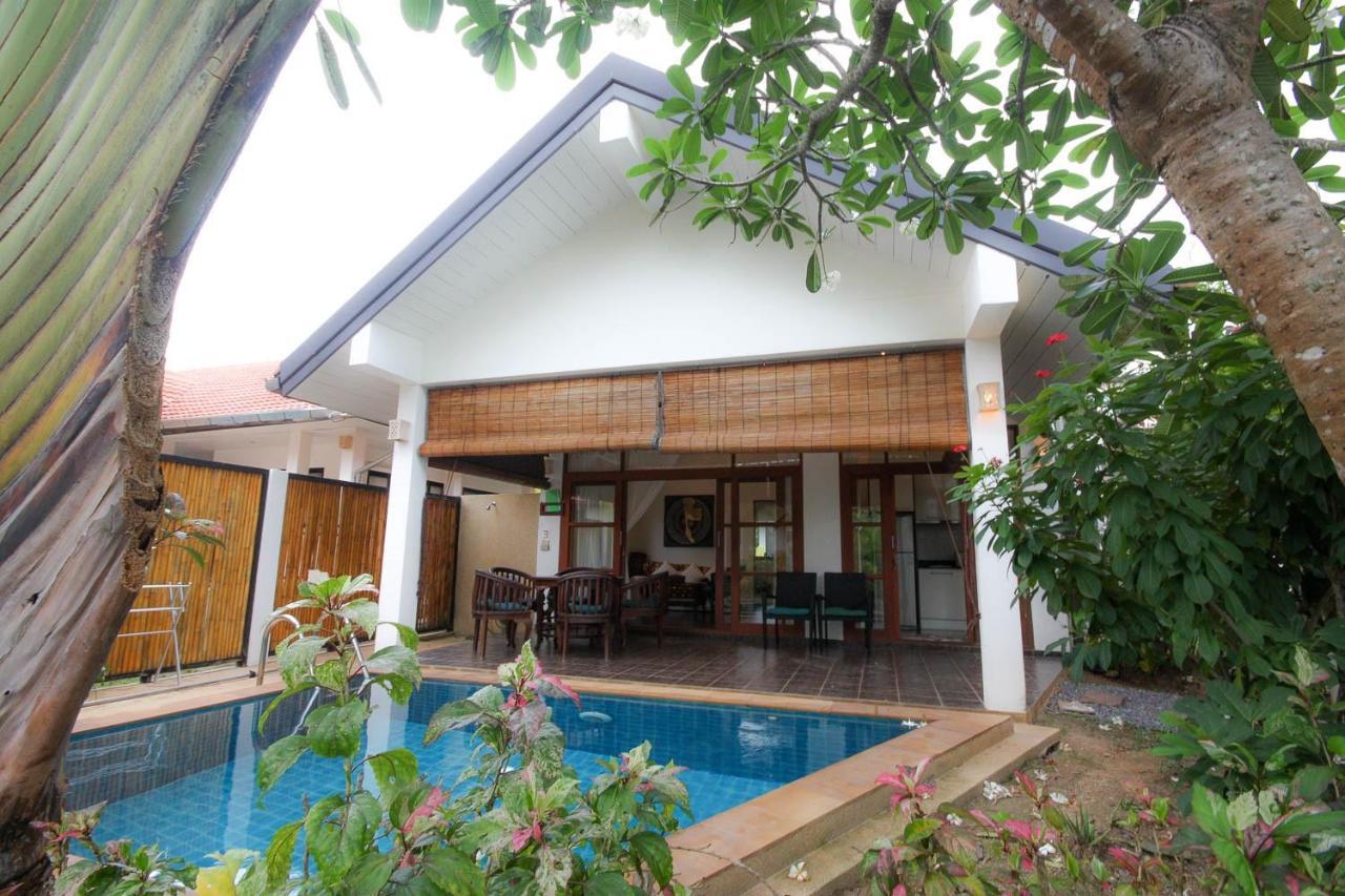 Villa Malee Beach Villas *