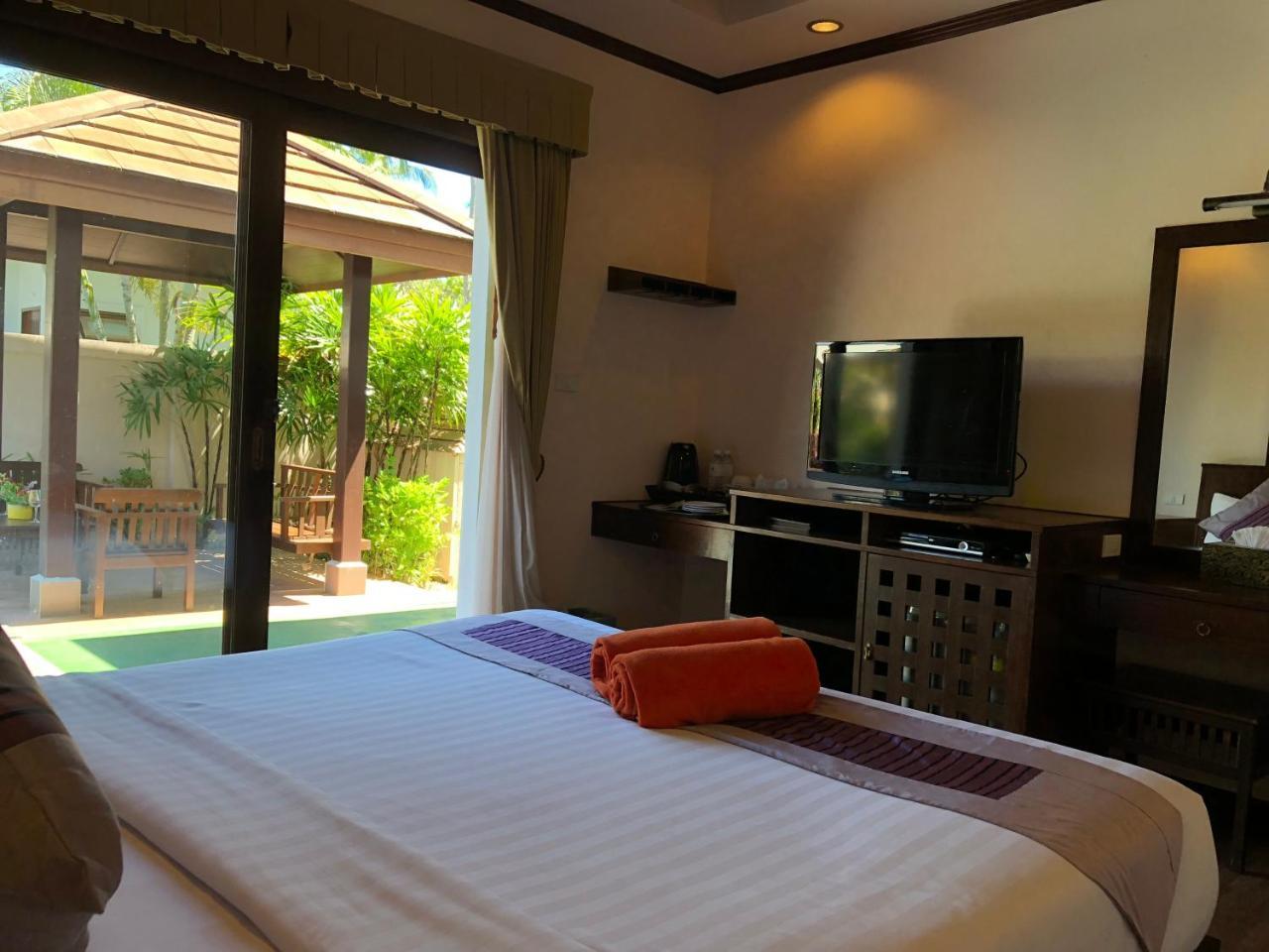 Resort Kanok Buri Lipa Noi