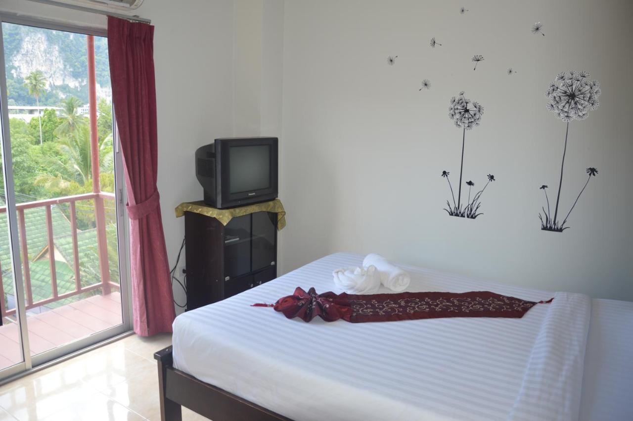 Guest house Living 2*
