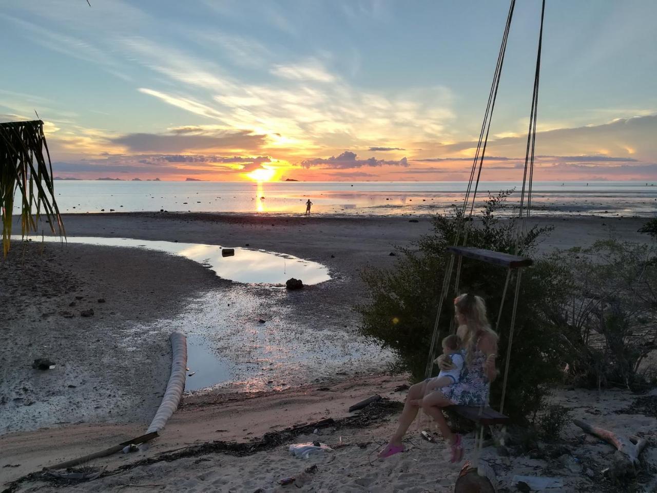 Resort The Ford Sunset
