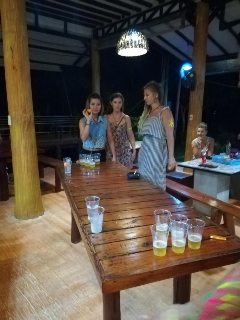 Resort The Ford Sunset Wok Tum