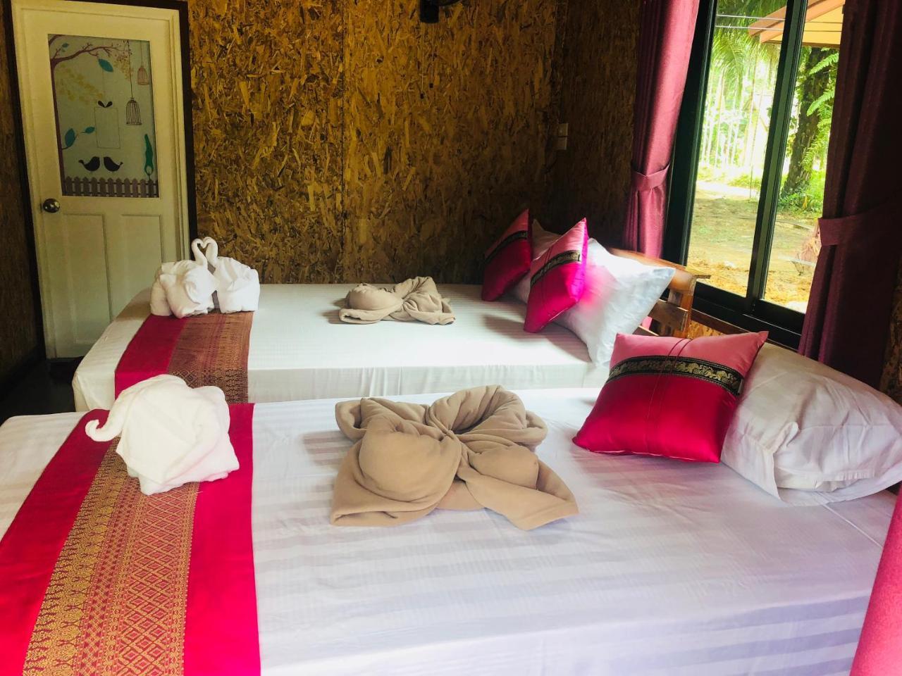 Khao Sok Blue Mountain Holiday park
