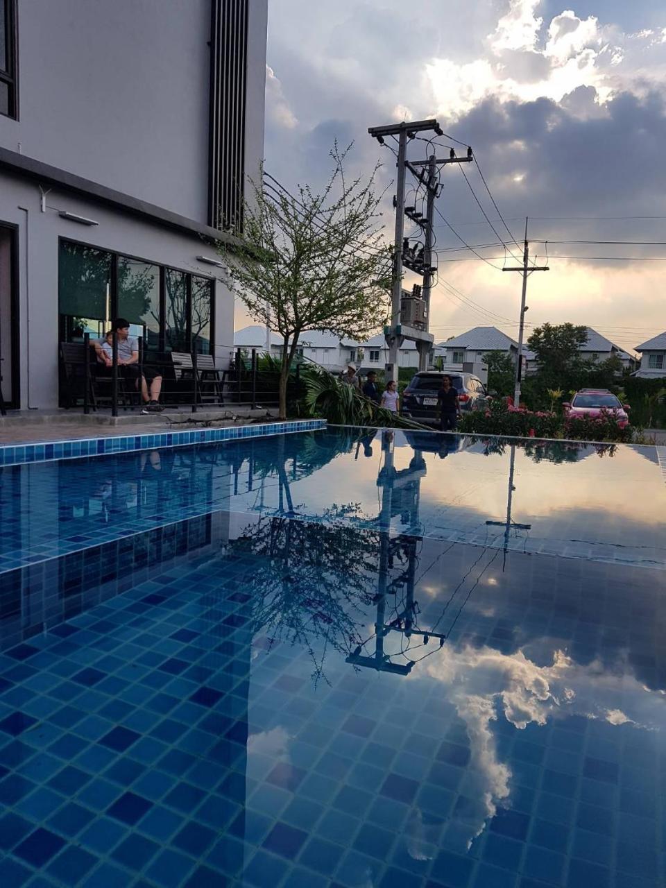 Bangkok Boutique Rangsit Hotel