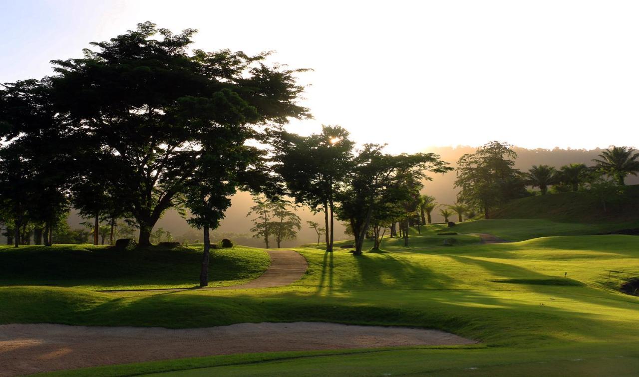 Resort Katathong Golf & 4*