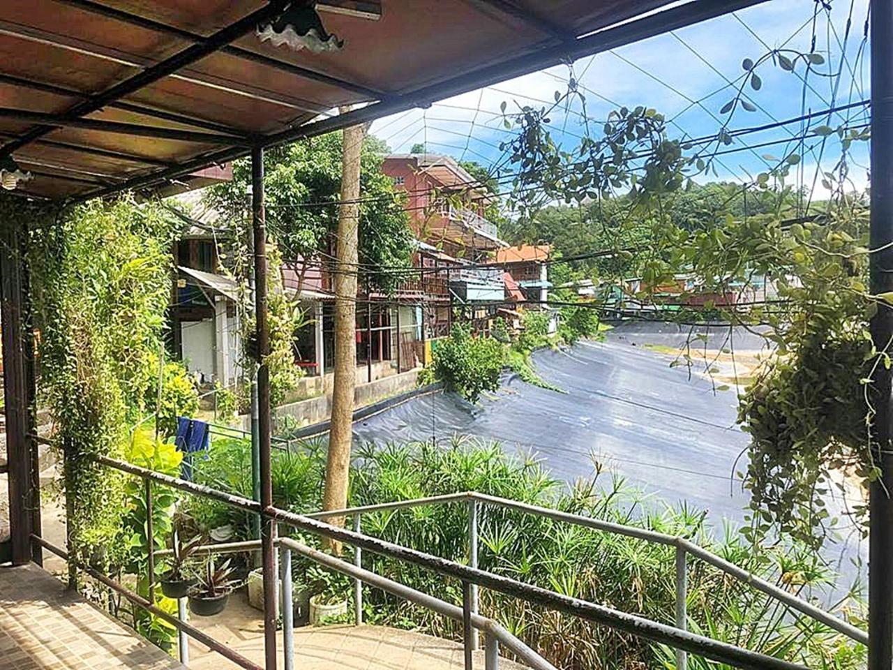 Tapear Resort