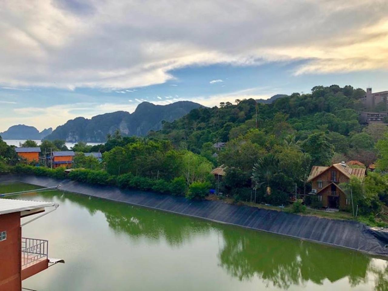 Resort Tapear Phi Phi Don