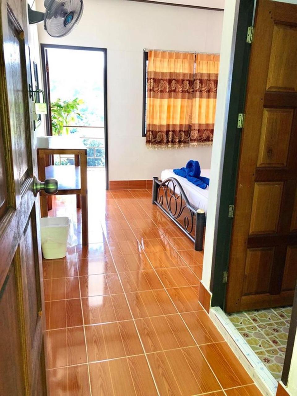 Resort Tapear 2*