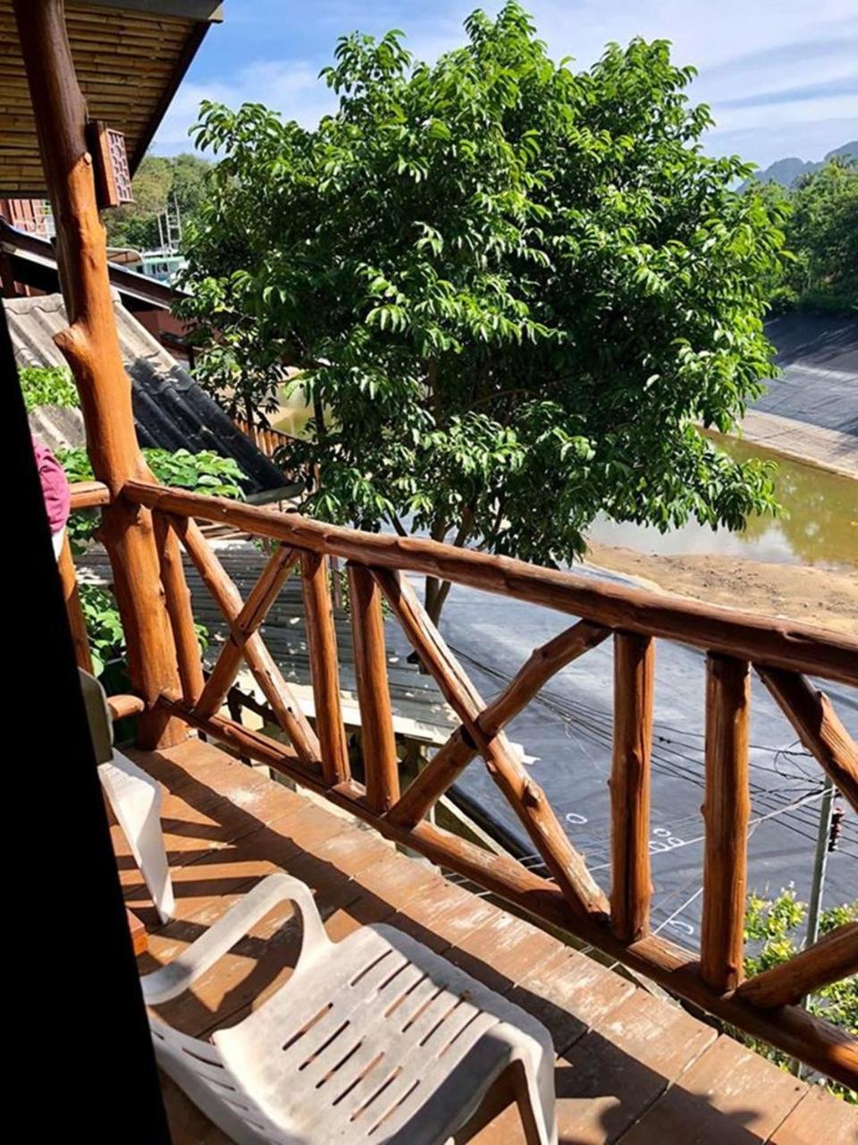Tapear Resort 2*