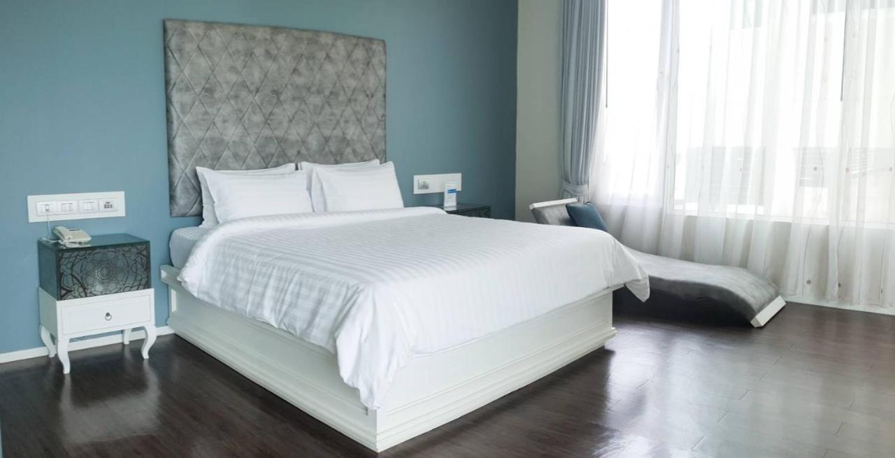 The Beverly Hills Hotel 4*