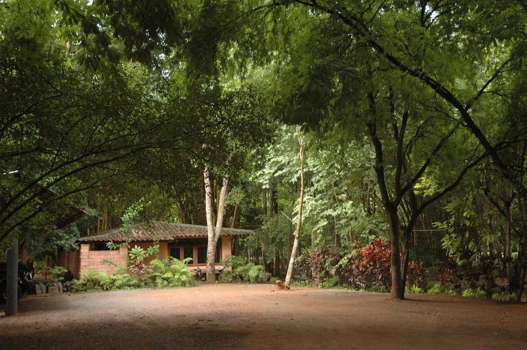 Momchailai Forest Retreat 2*