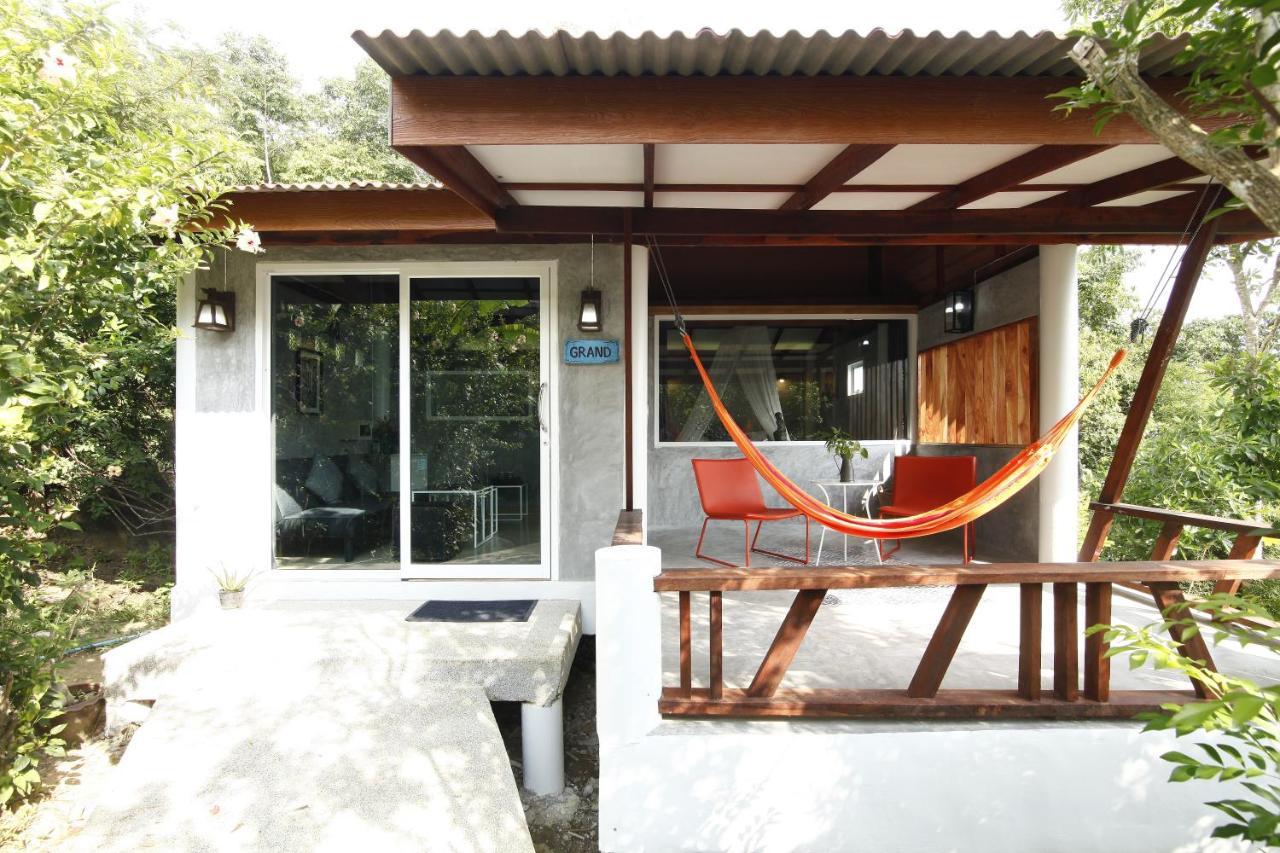 Resort Oon Lee Koh Jum