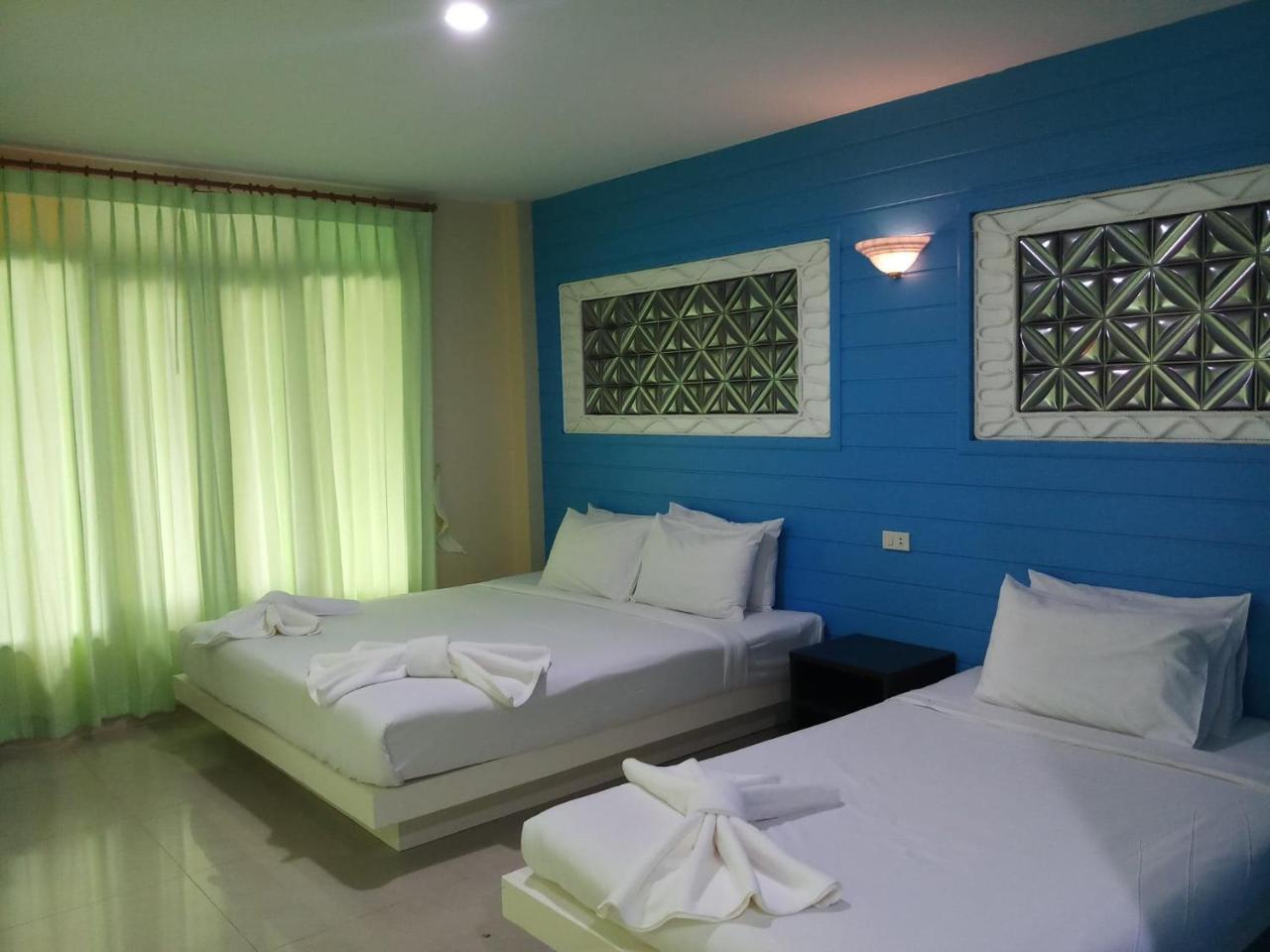 Baan Talay Cream Hotel 3*