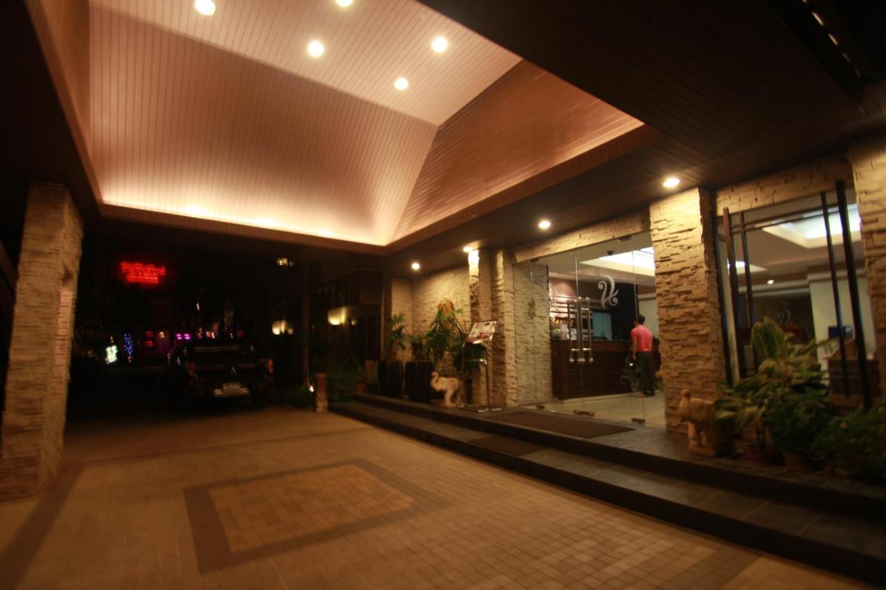 Hotel Narakul 3*