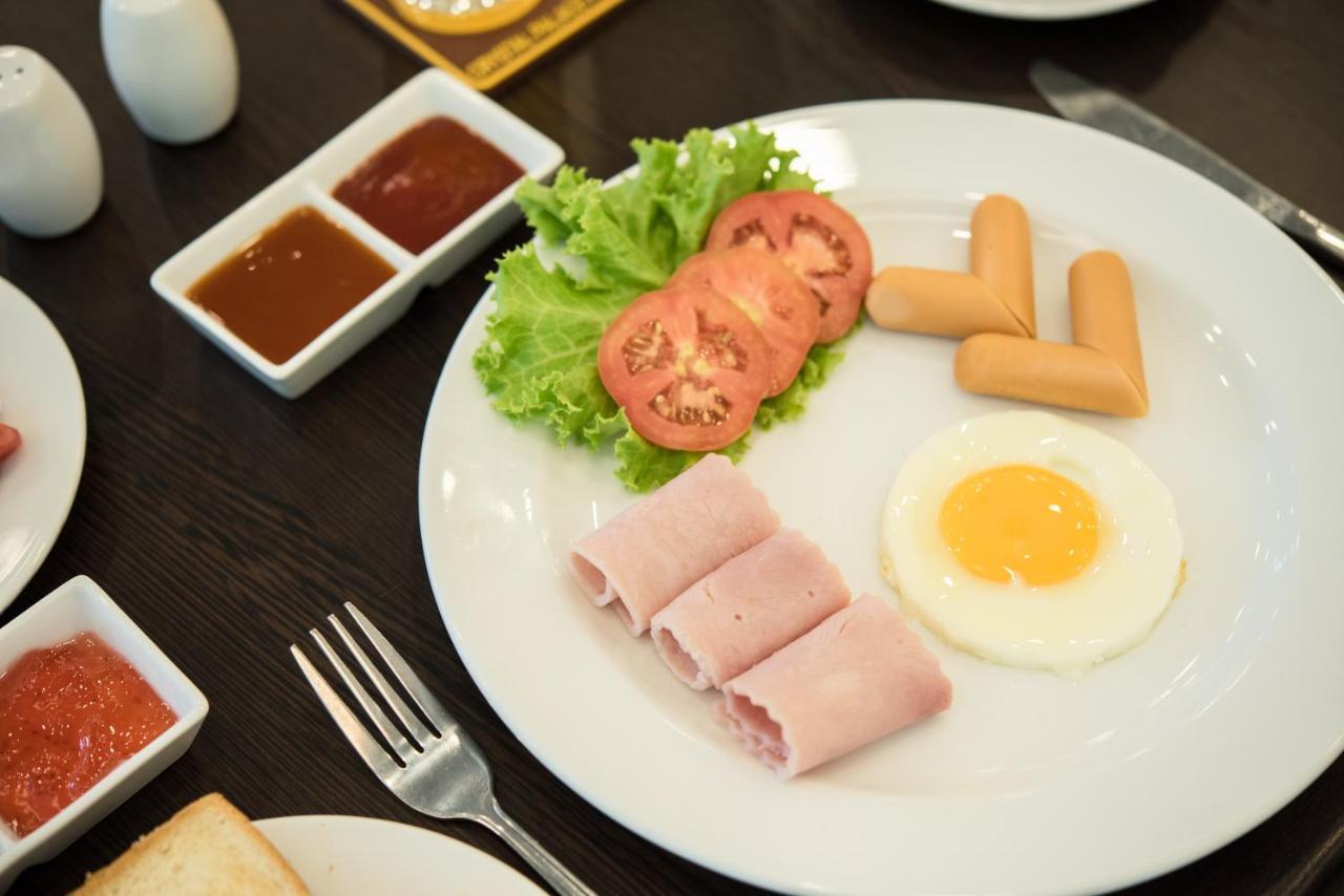 Crystal Luxury Hotel Pattaya