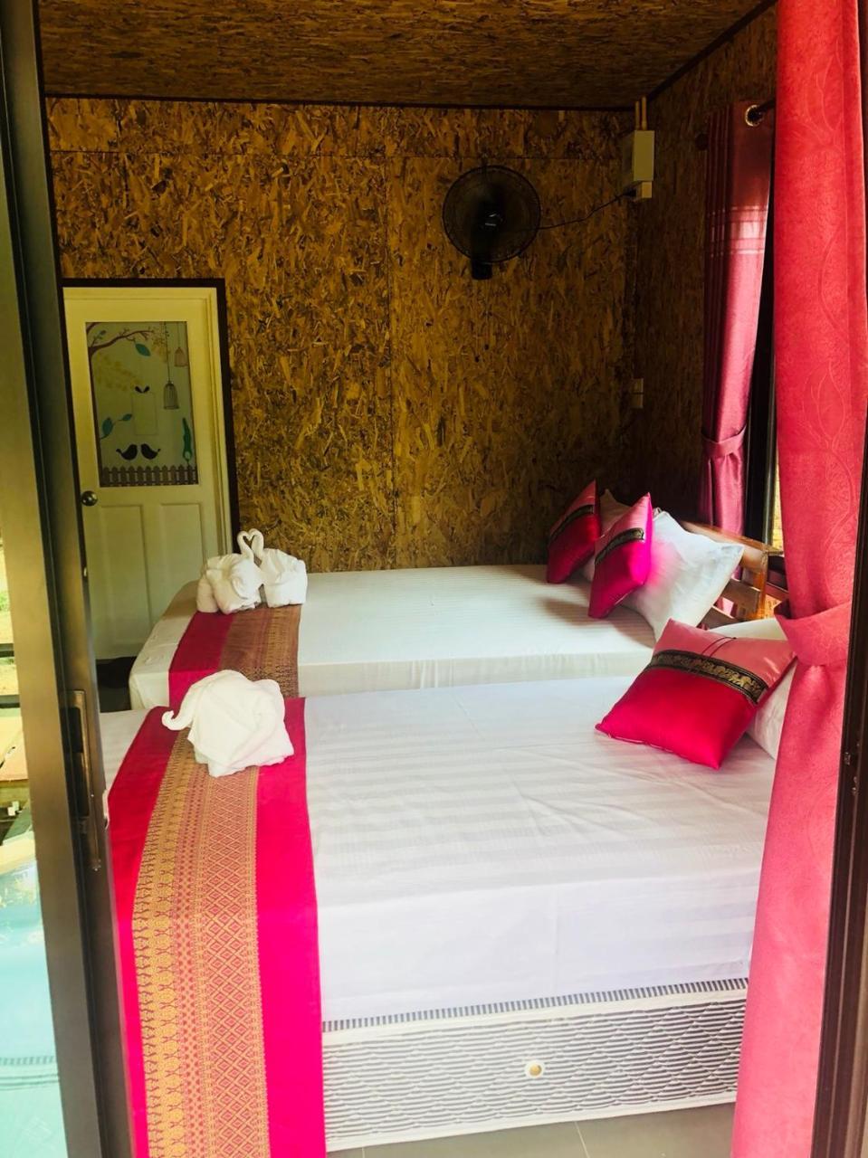 Khao Sok Blue Mountain Holiday park