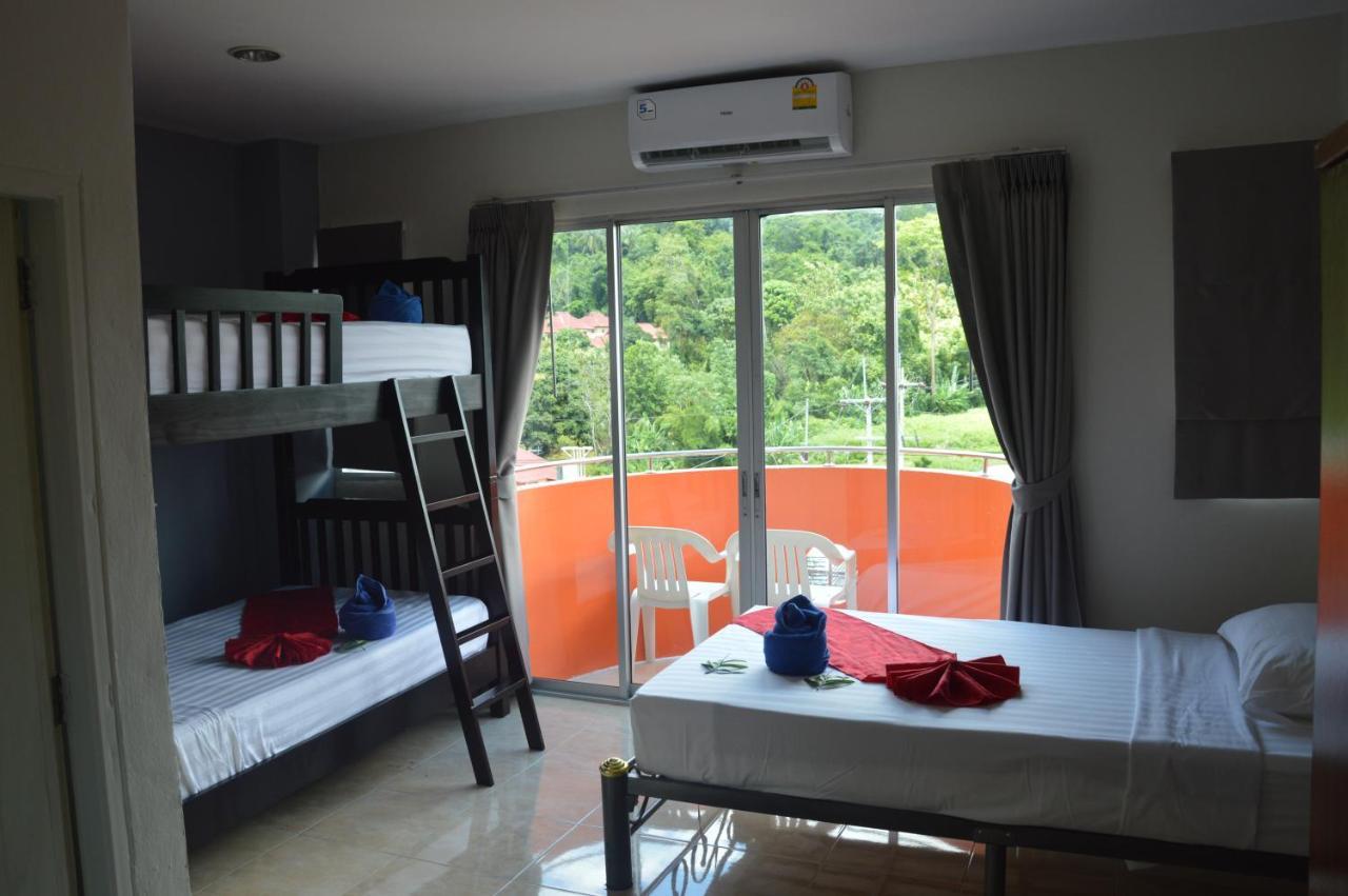 Guest house Living 2*