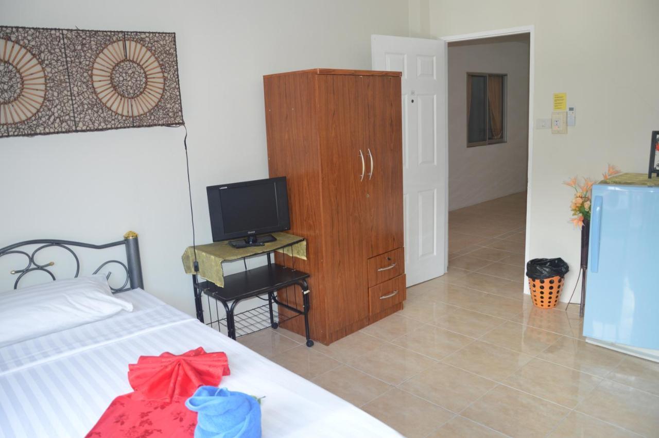 Living Guest house 2*