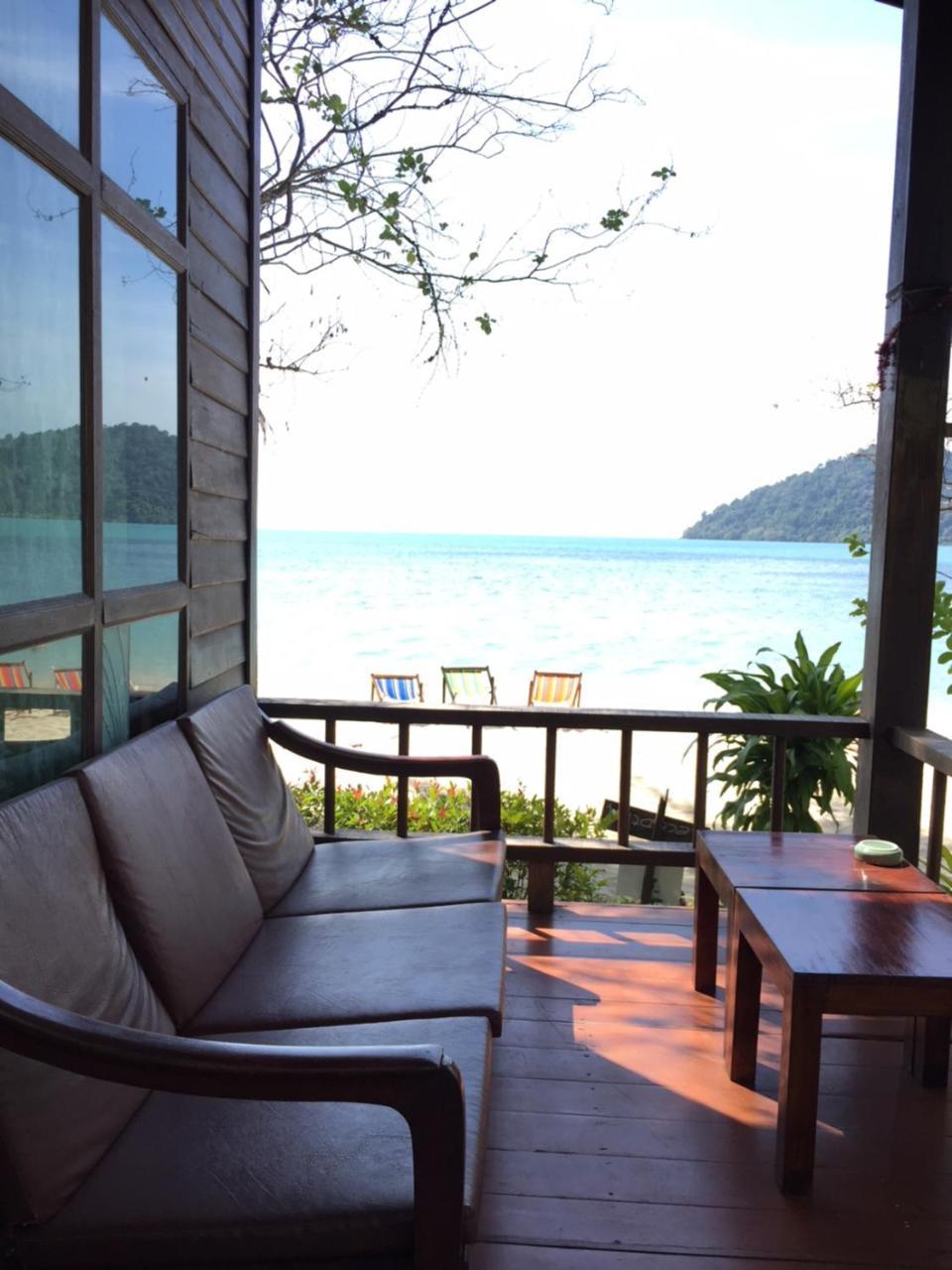 Bangbaobeach Bed & Breakfast