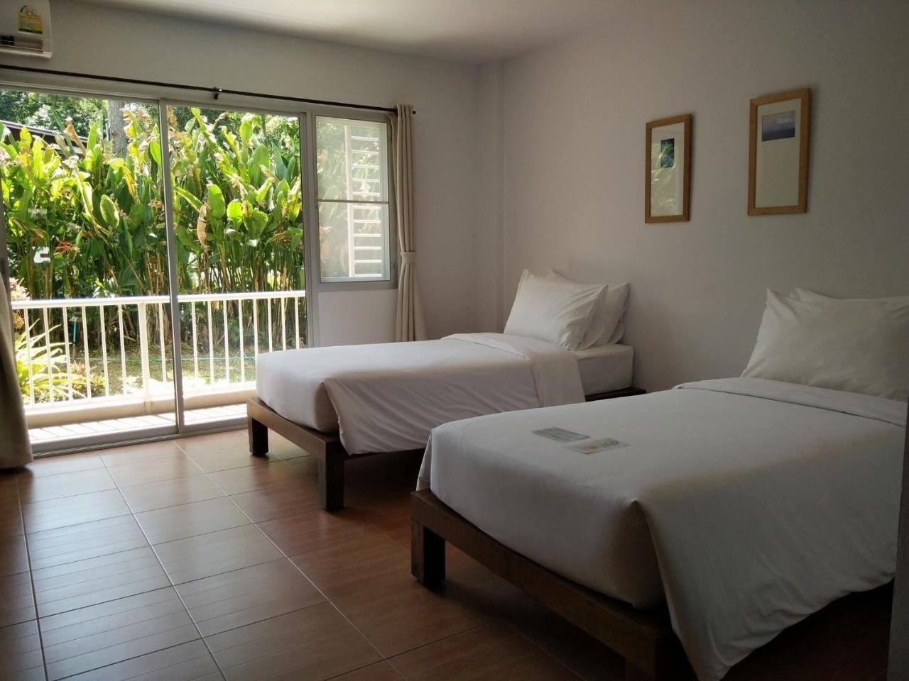 Hostel Romruen Samed *