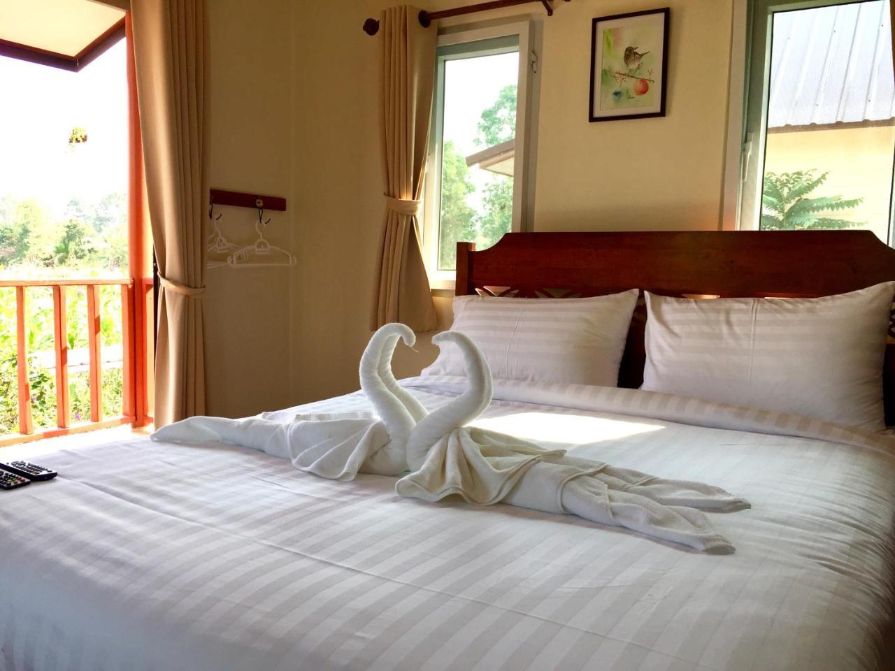 Baan Thung Resort Prasat
