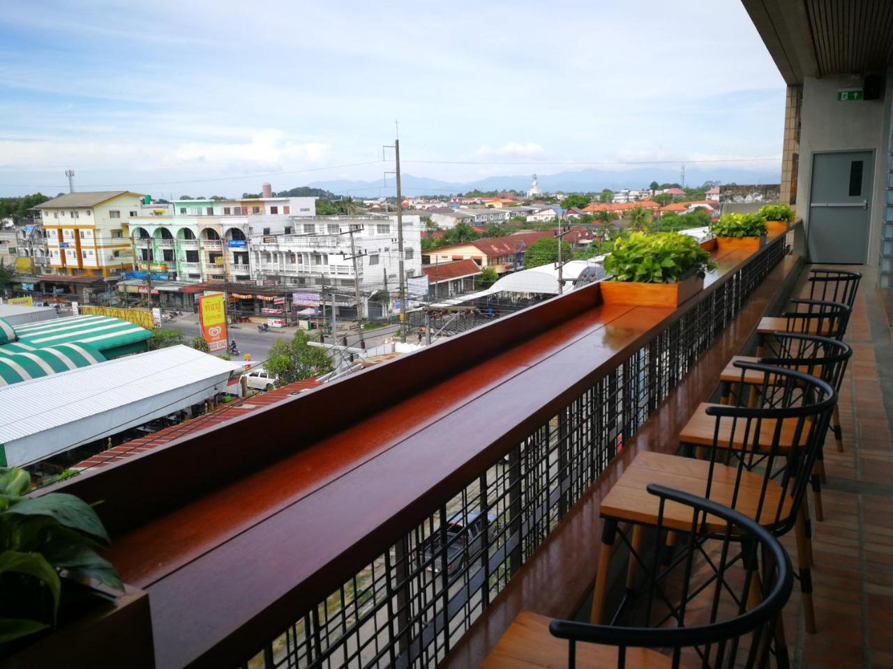 Laekhon Nonbai Hotel