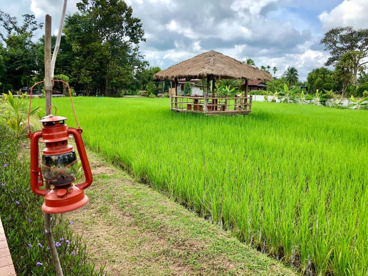 Baan Thung * Prasat