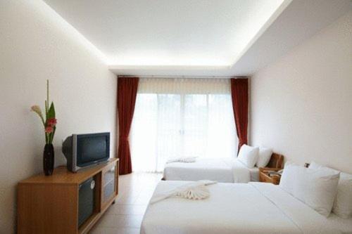 Lakeside By Mida Hotel 4*